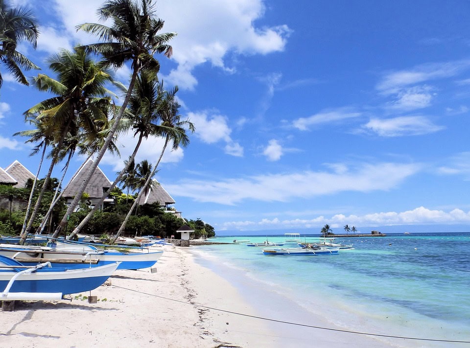 Explore the most beautiful beaches in Bohol with turquoise water, white sand, and top-rated resorts for a perfect getaway