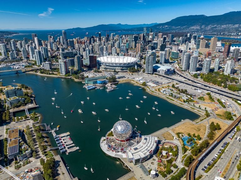 How Many Days In Vancouver? With Itinerary (By A Pro!)2026